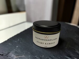 Svart Kampot